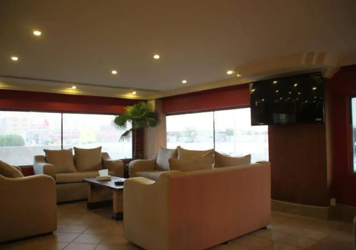 Victory royal hotel