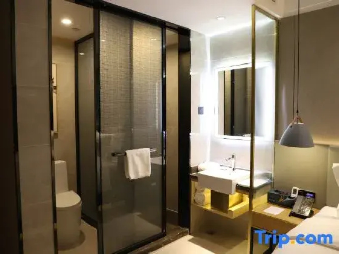 M Hotel