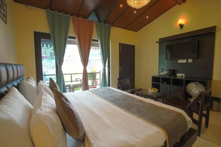 Sol Glow Resort