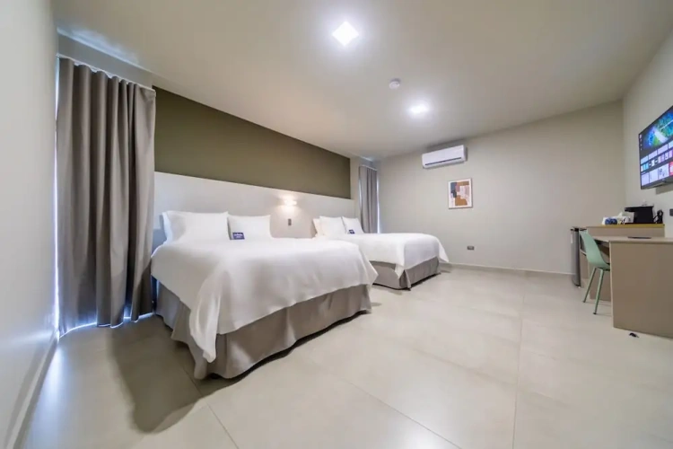 Premium Quadruple room