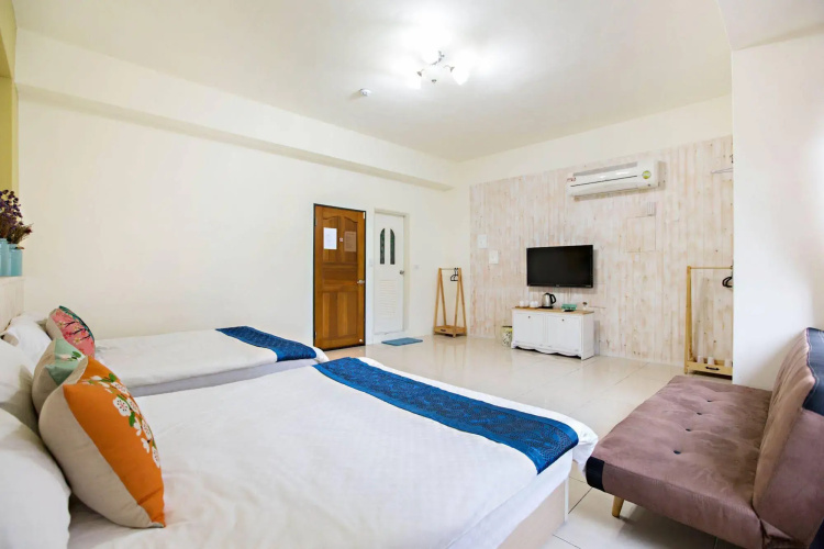 Lane 82 B&B