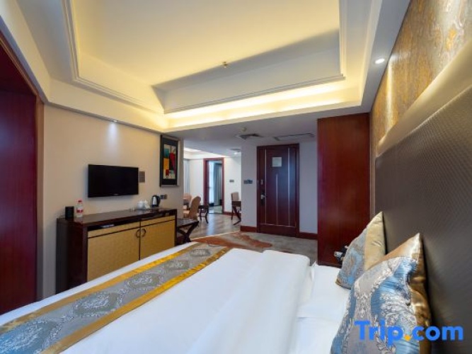Business Double Suite with river view