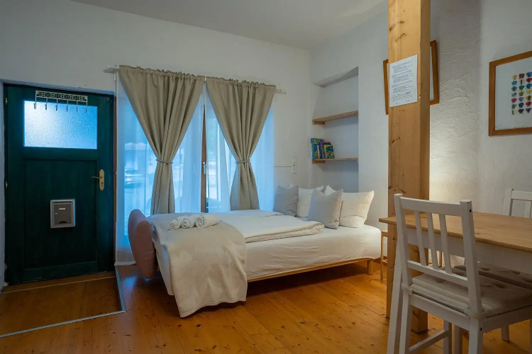 EPA Apartment - Switzerland style