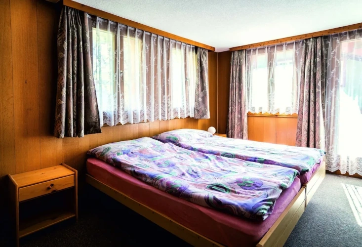 2 Bedrooms Apartment