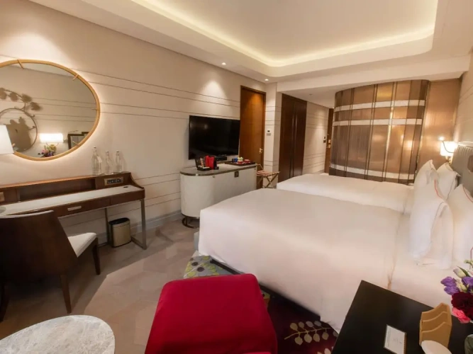 Superior Atrium Twin room