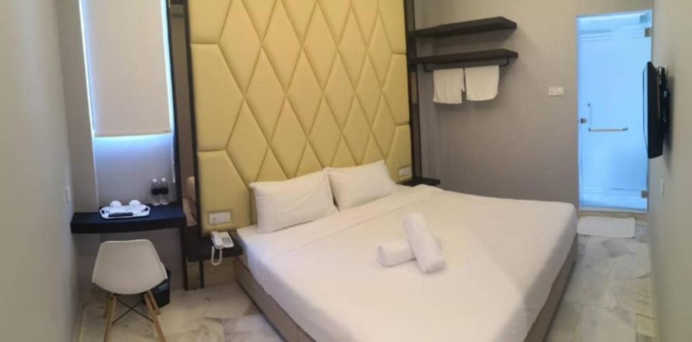 Premium Double room with city view