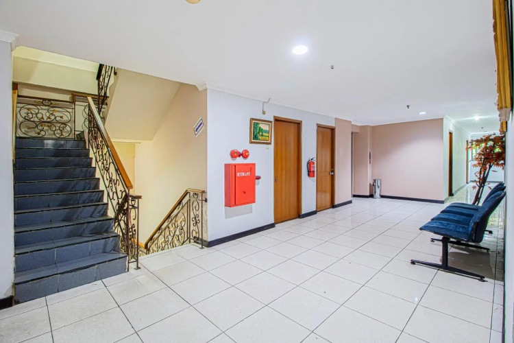 Ende Elok Hotel
