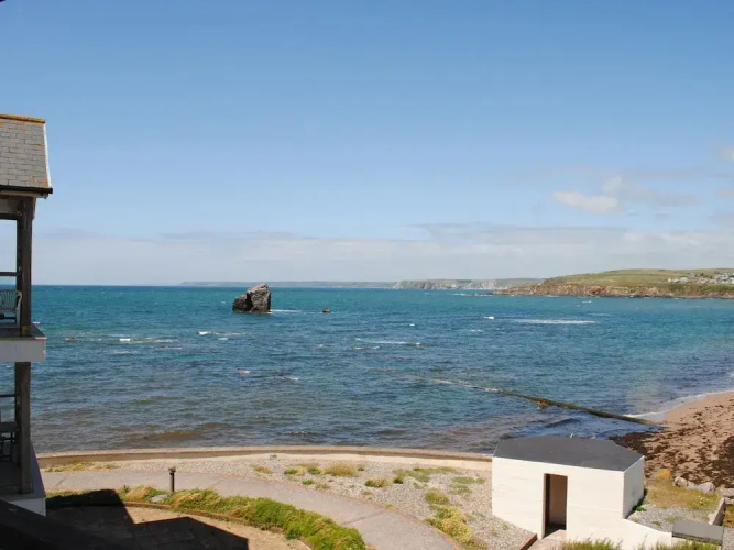 12 Thurlestone Rock