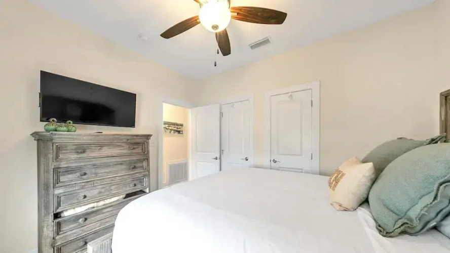 Hidden Lake Condos 321