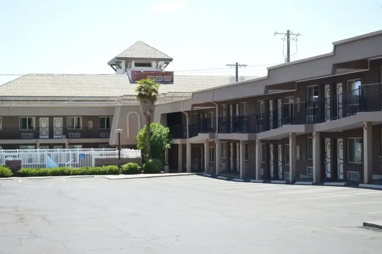 Super 8 by Wyndham St. George UT
