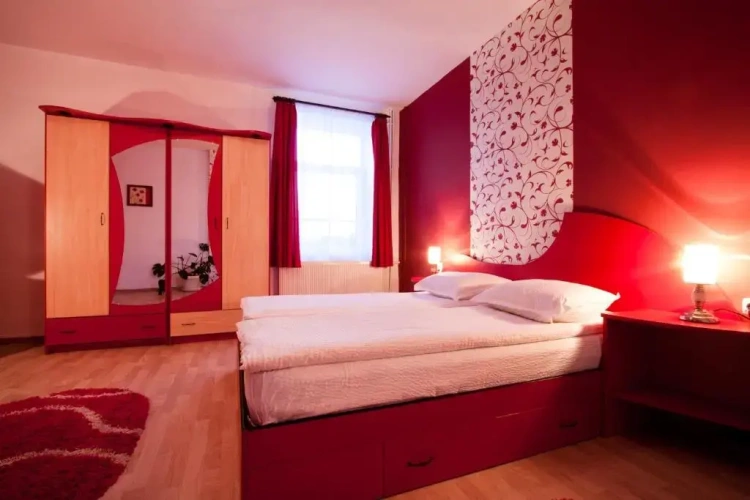 1 Bedroom Suite