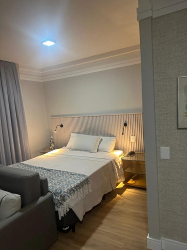 Flat Rua Bela Cintra 1356