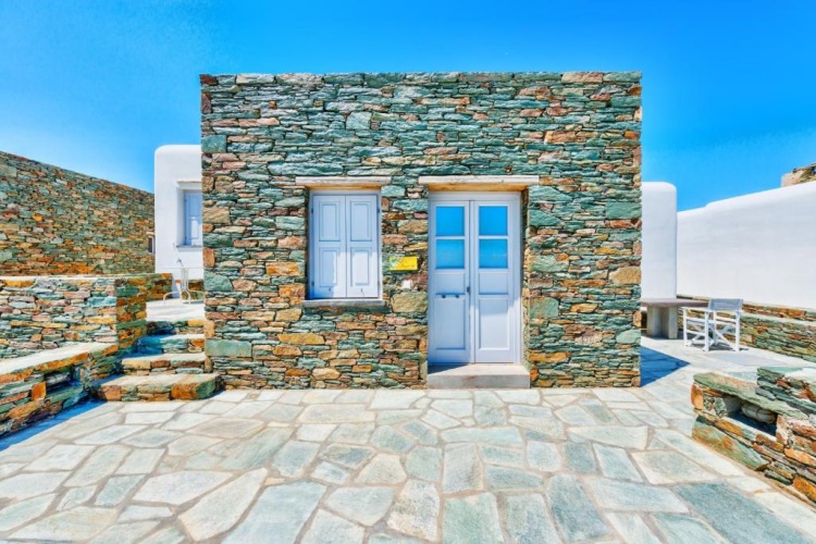 1 Bedroom Villa with sea view