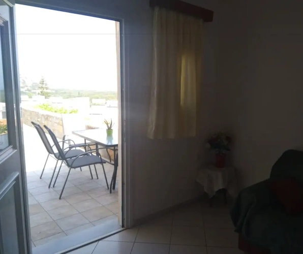 2 Bedrooms Villa