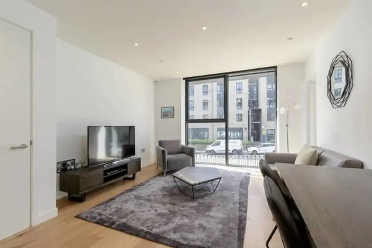 Luxury Apartment - Quartermile