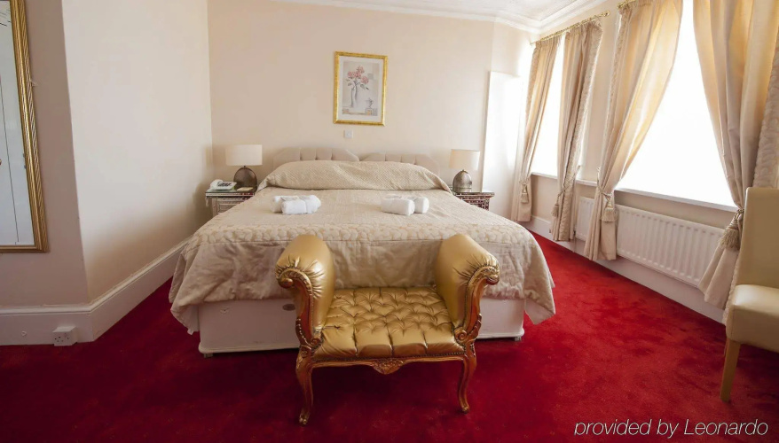 Diamond Hotel