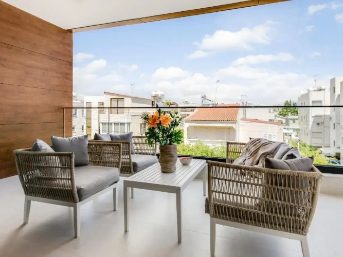 2 Bedrooms Apartment with balcony