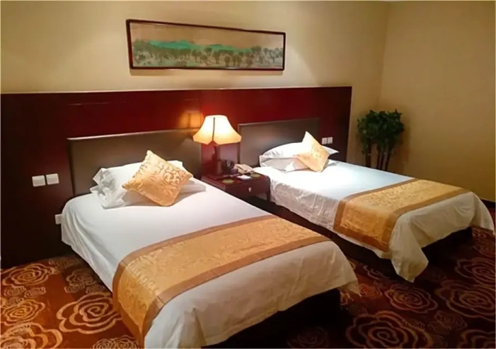 Standard Double Suite