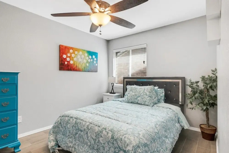 Quiet Austin Stay Near Tech