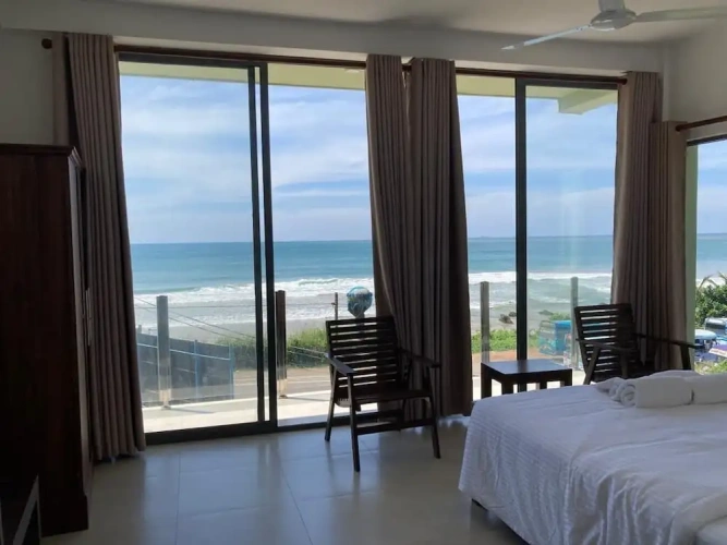 Deluxe Double room with balcony and beachfront