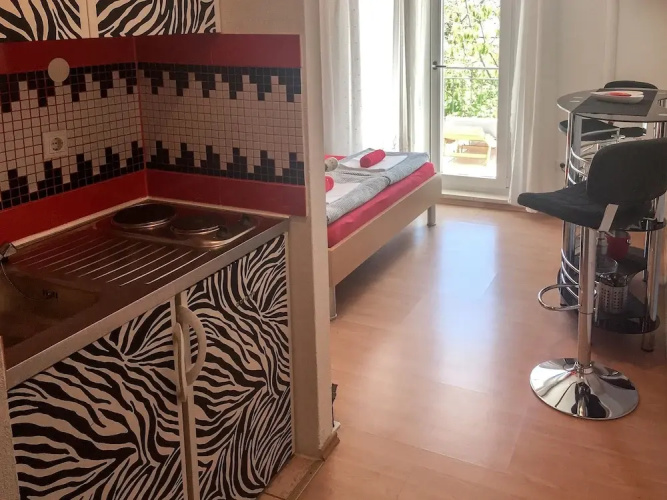 Logos Guesthouse