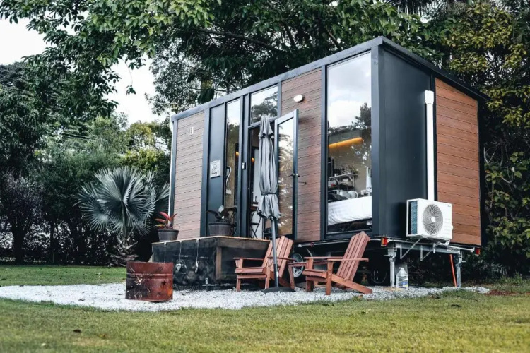 The Hinterland Hideout