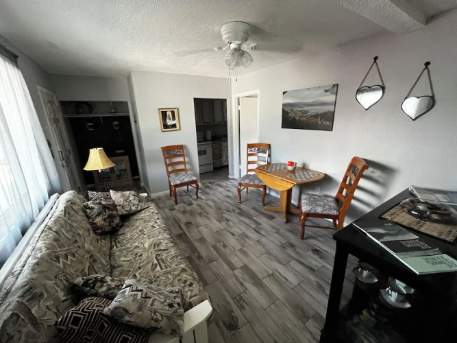 Family Apartment with courtyard view