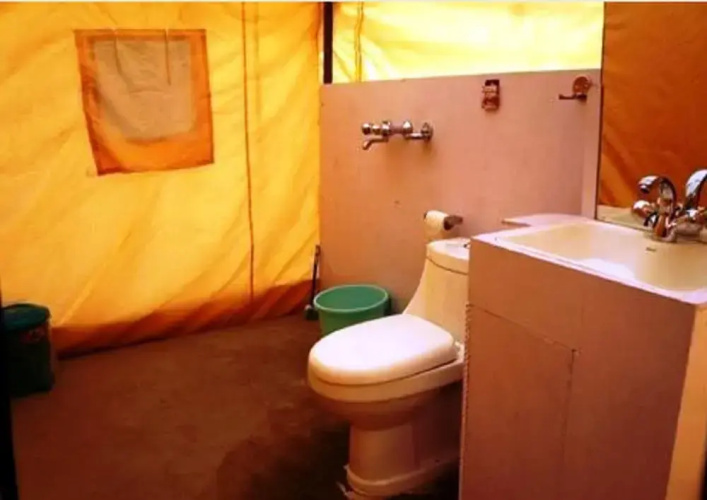 Pangong Escapes Camps