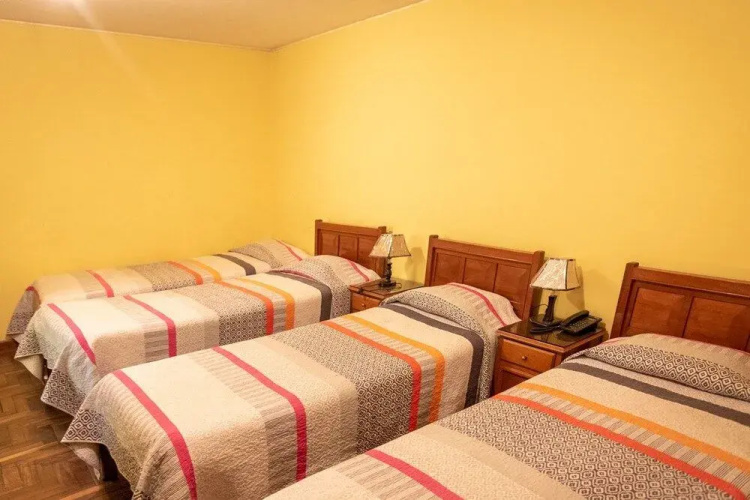 Hostal El Roble
