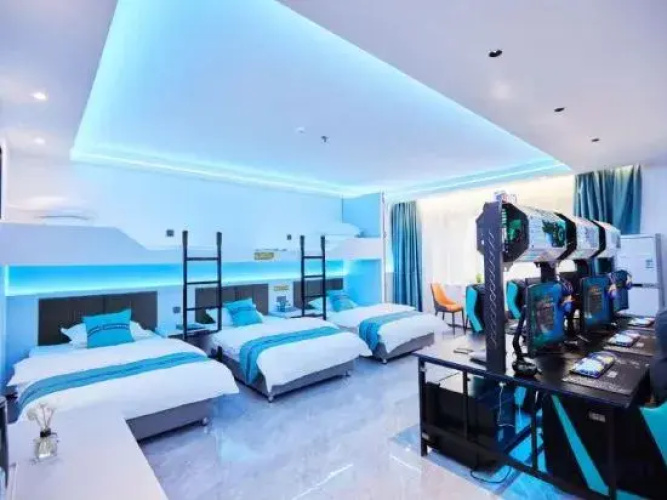 Wuchang Grey Whale E-sports Hotel
