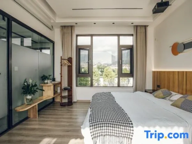 Standard Double room with mountain view