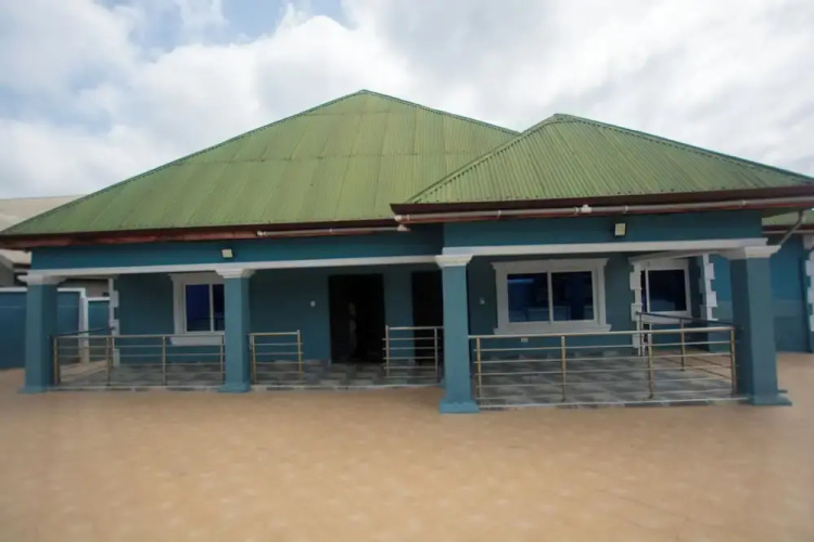 Yaa Asantewaa Inn - Kumasi