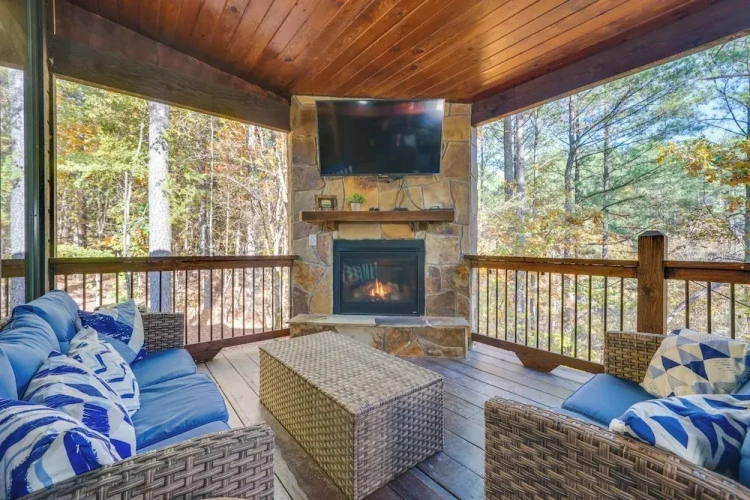 2 Bedrooms Cottage