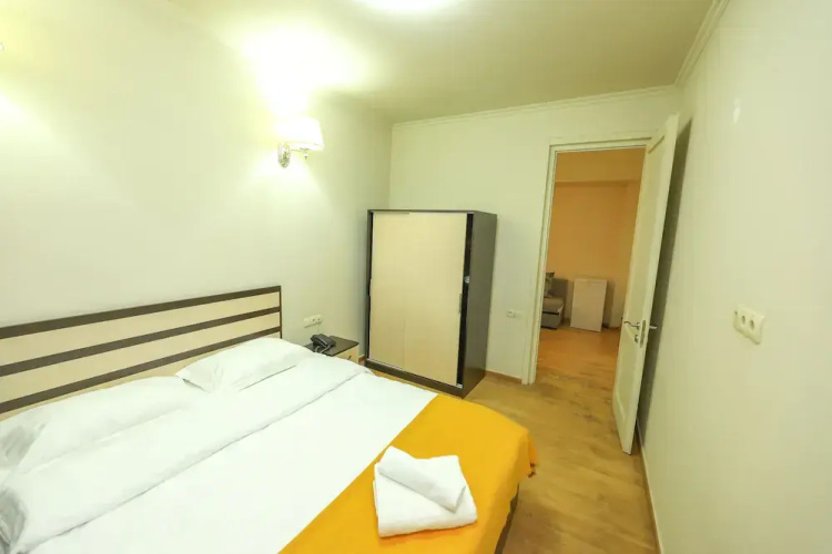 Hotel Modern House