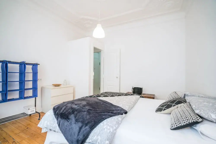 Estrela Neoclassical Apt River View