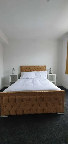 Fantastic New Room-3