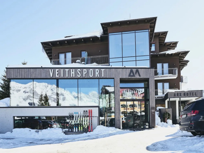 ARX Hotel & Restaurant