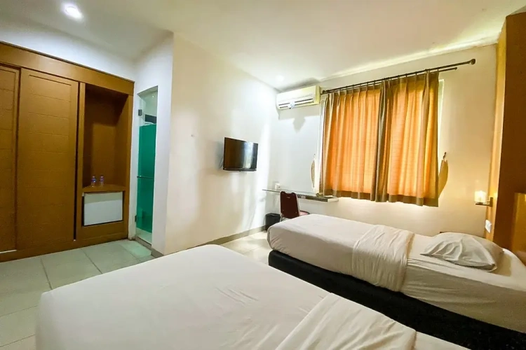 Superior Twin room