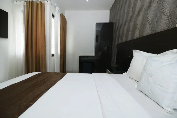 Arotel BSD