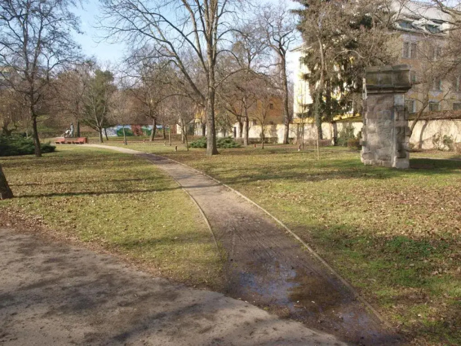 Évi Apartman