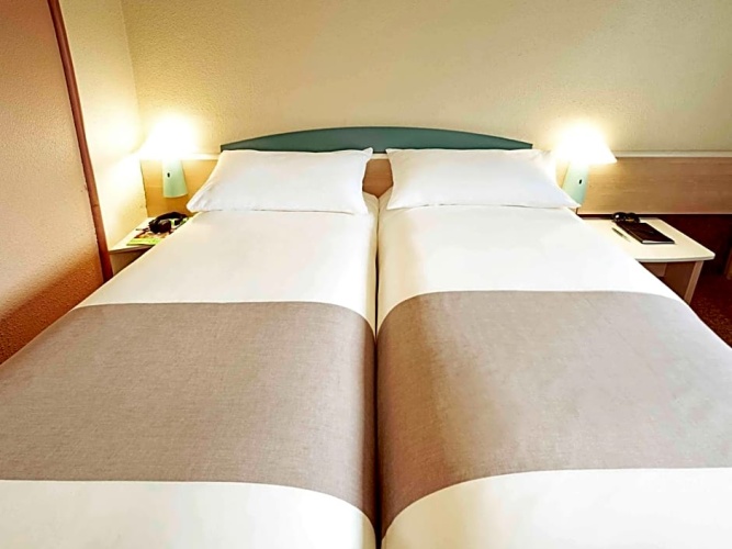 Standard Double room with view