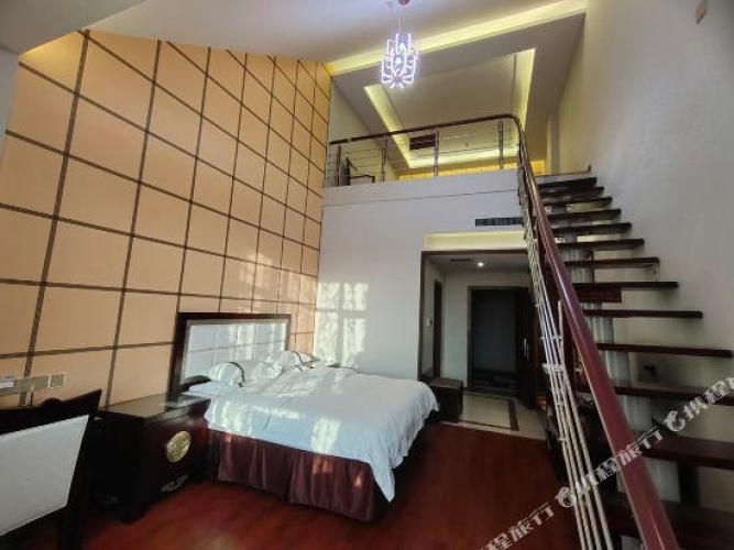 Deluxe Double Suite