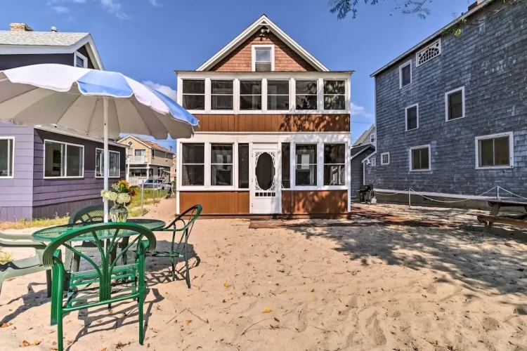 3 Bedrooms Cottage