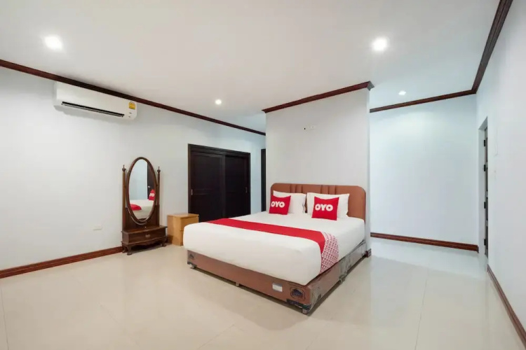 Rendezvous Resort Pattaya(รองเดวู รีสอร์ท พัทยา)