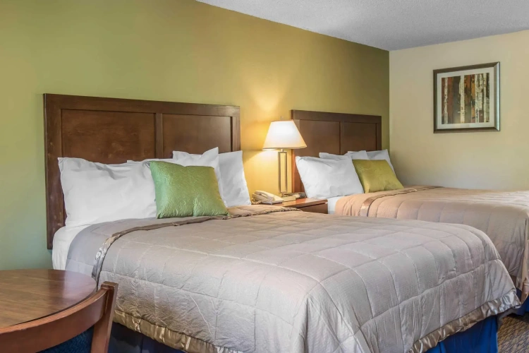 Standard Quadruple room