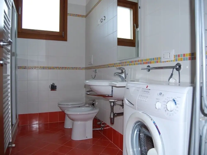 4 Bedrooms Apartment with balcony