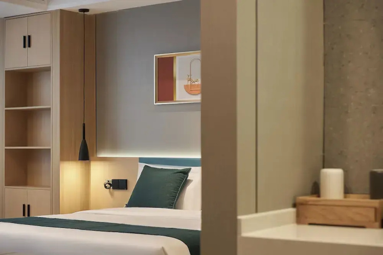 All In Light Luxury Hotel