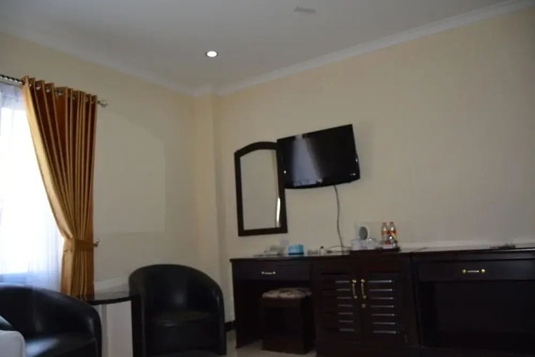 Kencana Dewi 2 Hotel