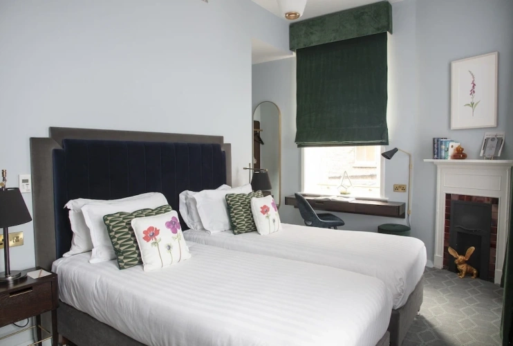 Popular Twin room
