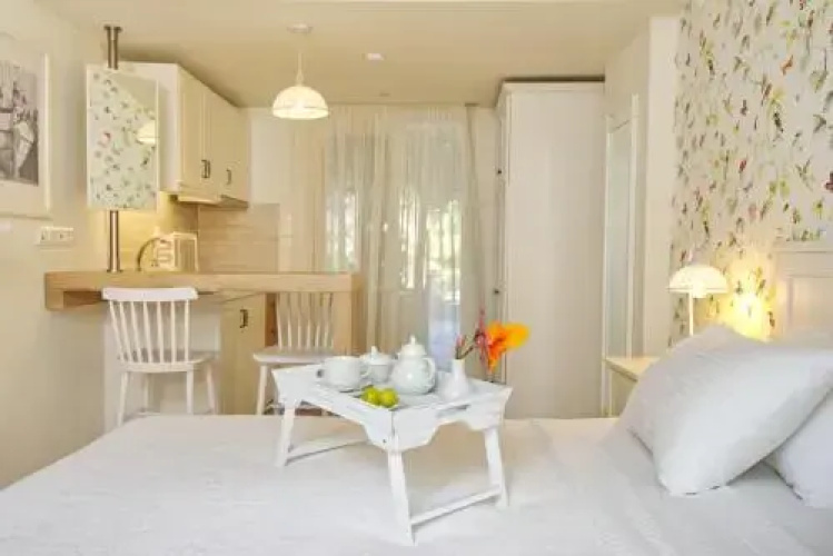 Liadromia Hotel